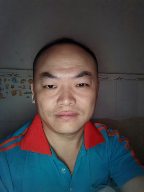 与子携老的第二张照片--惠州中老年相亲网