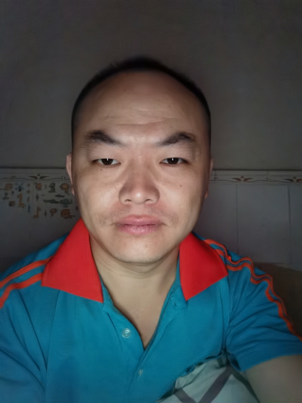 与子携老的第三张照片--惠州中老年相亲网